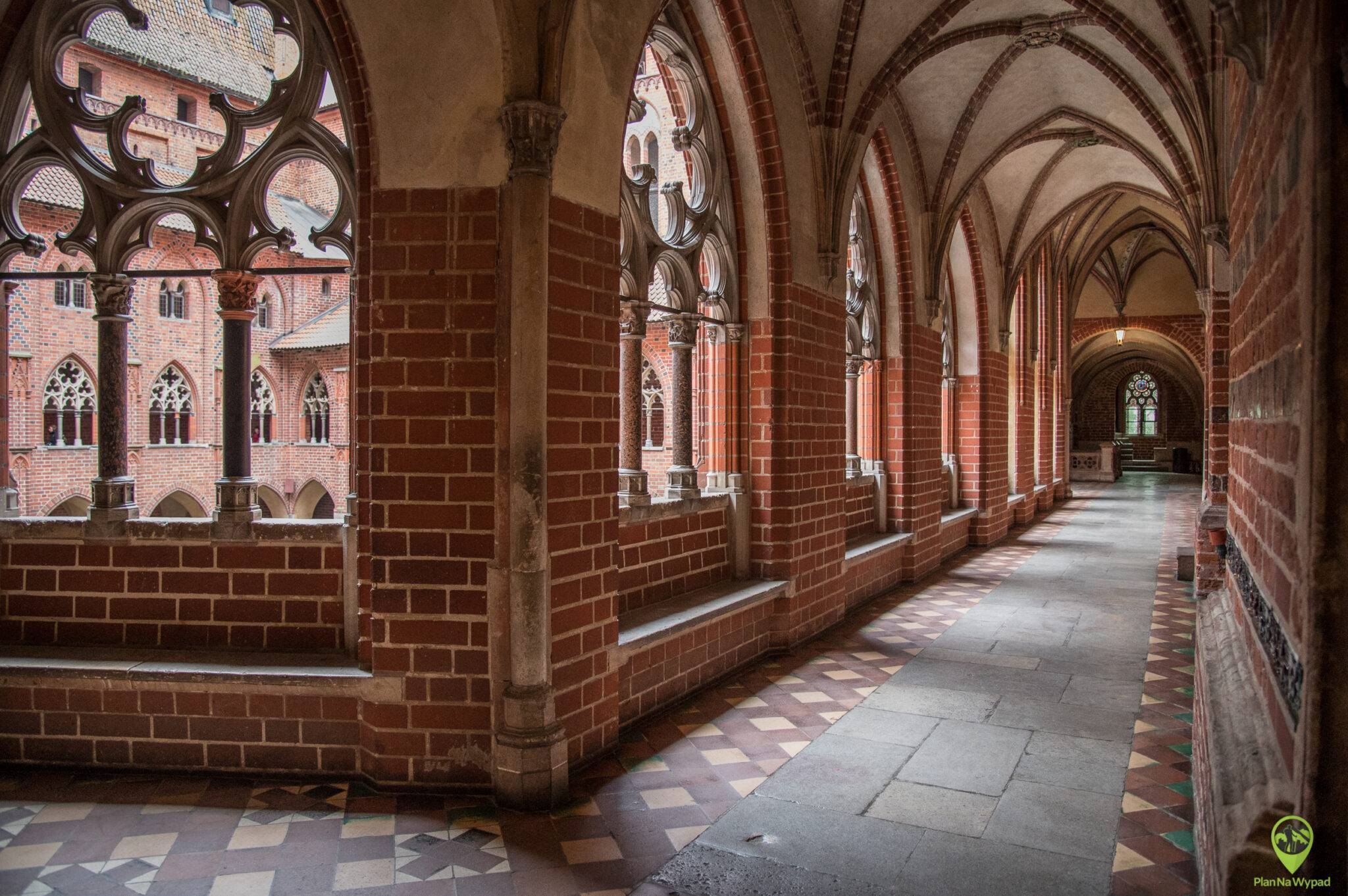 Zamek Malbork Zwiedzanie Historia Ciekawostki Bilety