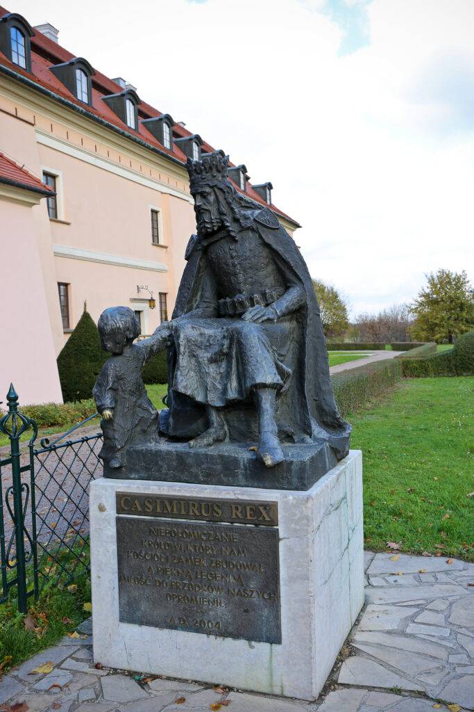 Pomnik Kazimierza Wielkiego Niepołomice