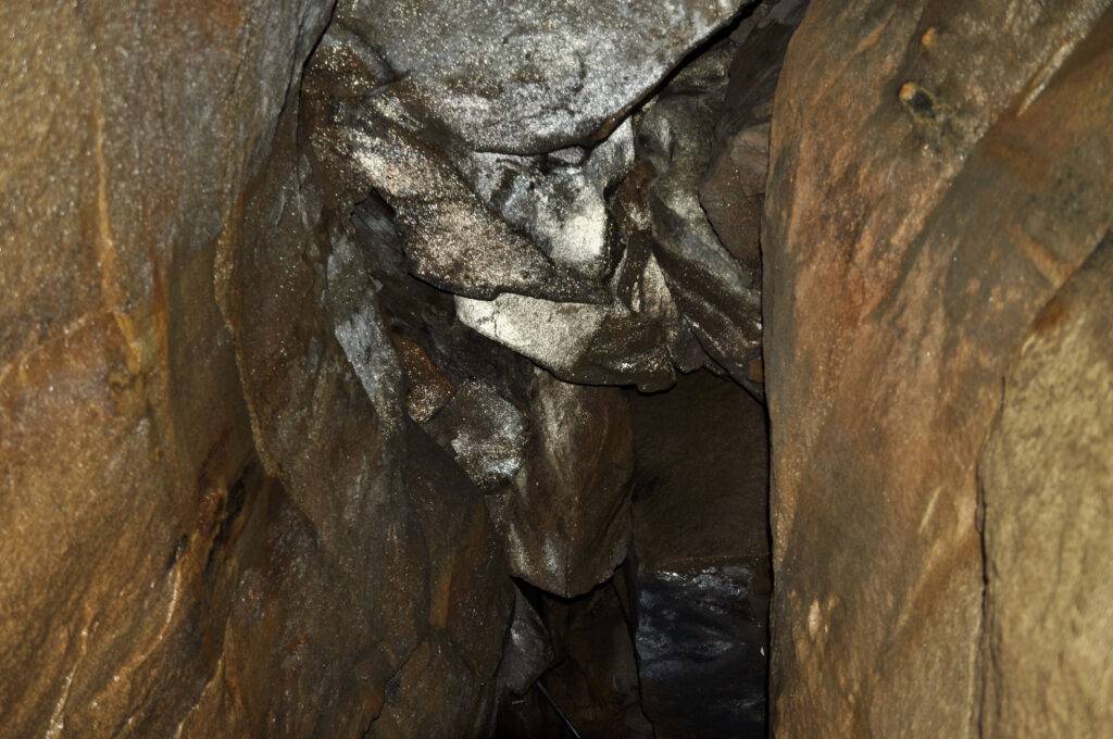 Jaskinia Malinowska