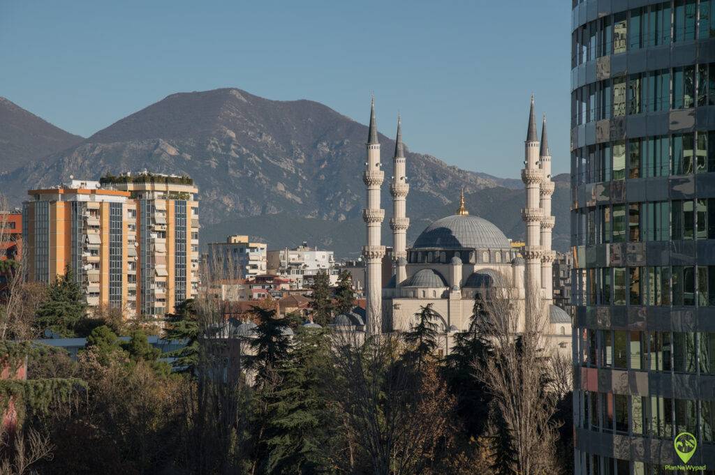 Tirana atrakcje