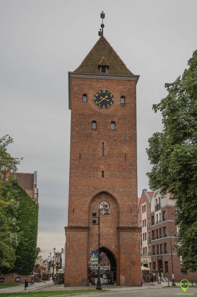 Elbląg atrakcje Brama Targowa