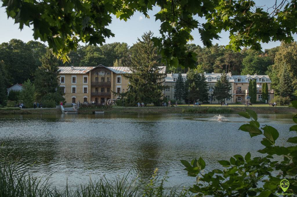 Nałęczów Park Zdrojowy