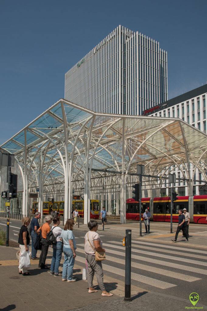 Stacja Jednorożców w Łodzi - zajezdnia tramwajowa.