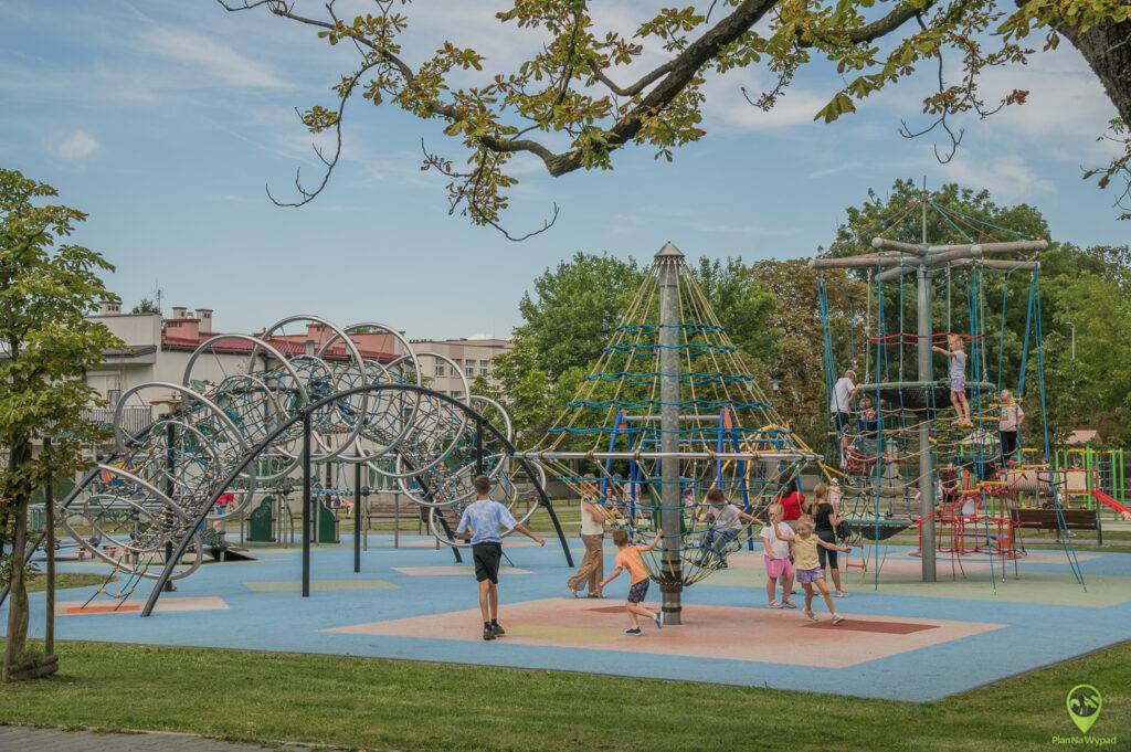 Park Strzelecki Tarnów - atrakcje dla dzieci.