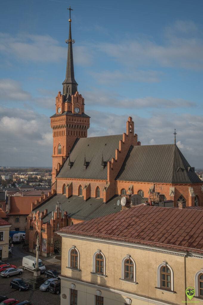 Katedra w Tarnowie, widok na wieże.