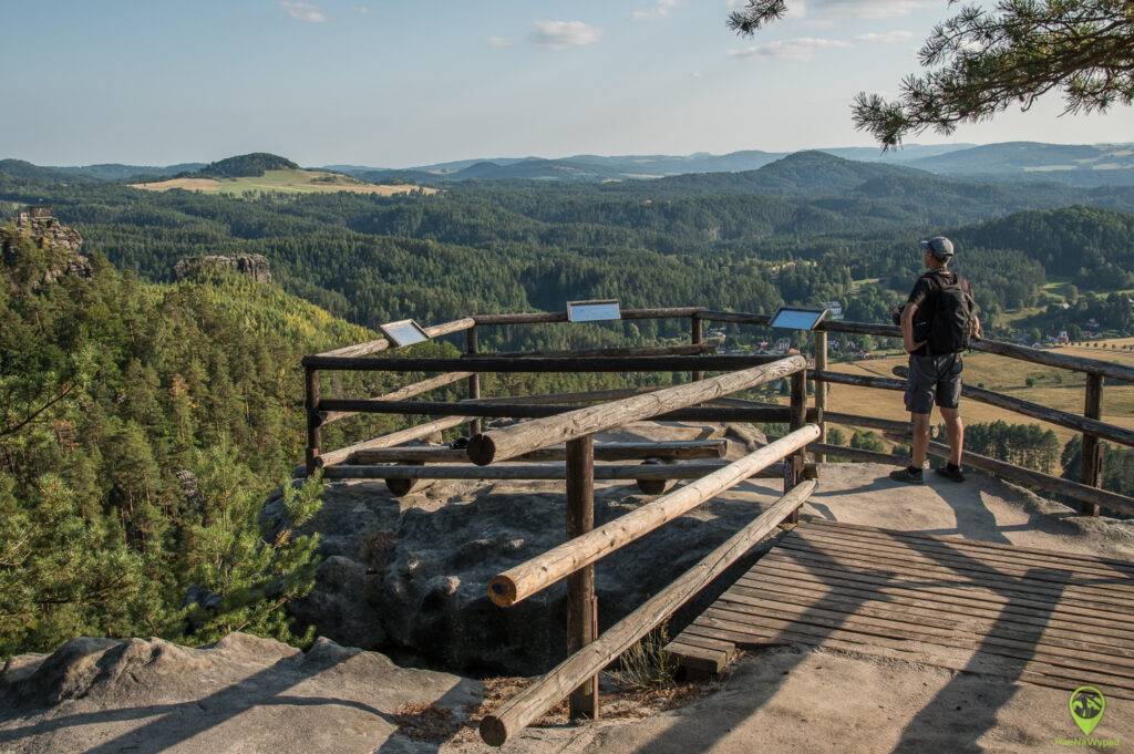 Panorama z punktu widokowego Vileminina stena - atrakcje Czeskiej Szwajcarii.